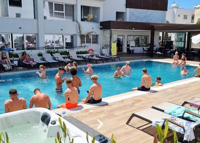 Napa Skyline 3br Sunset Views And Pool Appartement