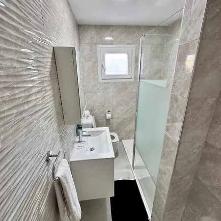 Napa Skyline 3br Sunset Views And Pool Apartman Ajía Nápa