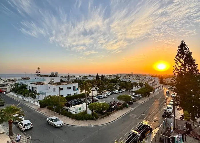 Napa Skyline 3br Sunset Views And Pool Διαμέρισμα Αγία Νάπα